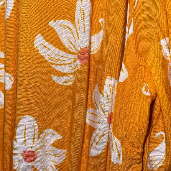 Ava &Viv Plus Size Floral Belted Long Oversize Sleeve Mini Dress - Picture 2 of 11